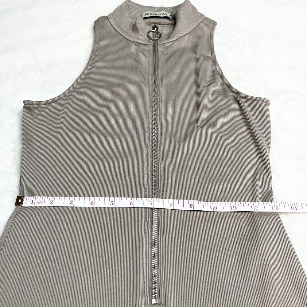 Nicholas Paola Jumpsuit Short Bodysuit Ribbed Mock Neck Tan Zip Women’s S NWT - Picture 9 of 11